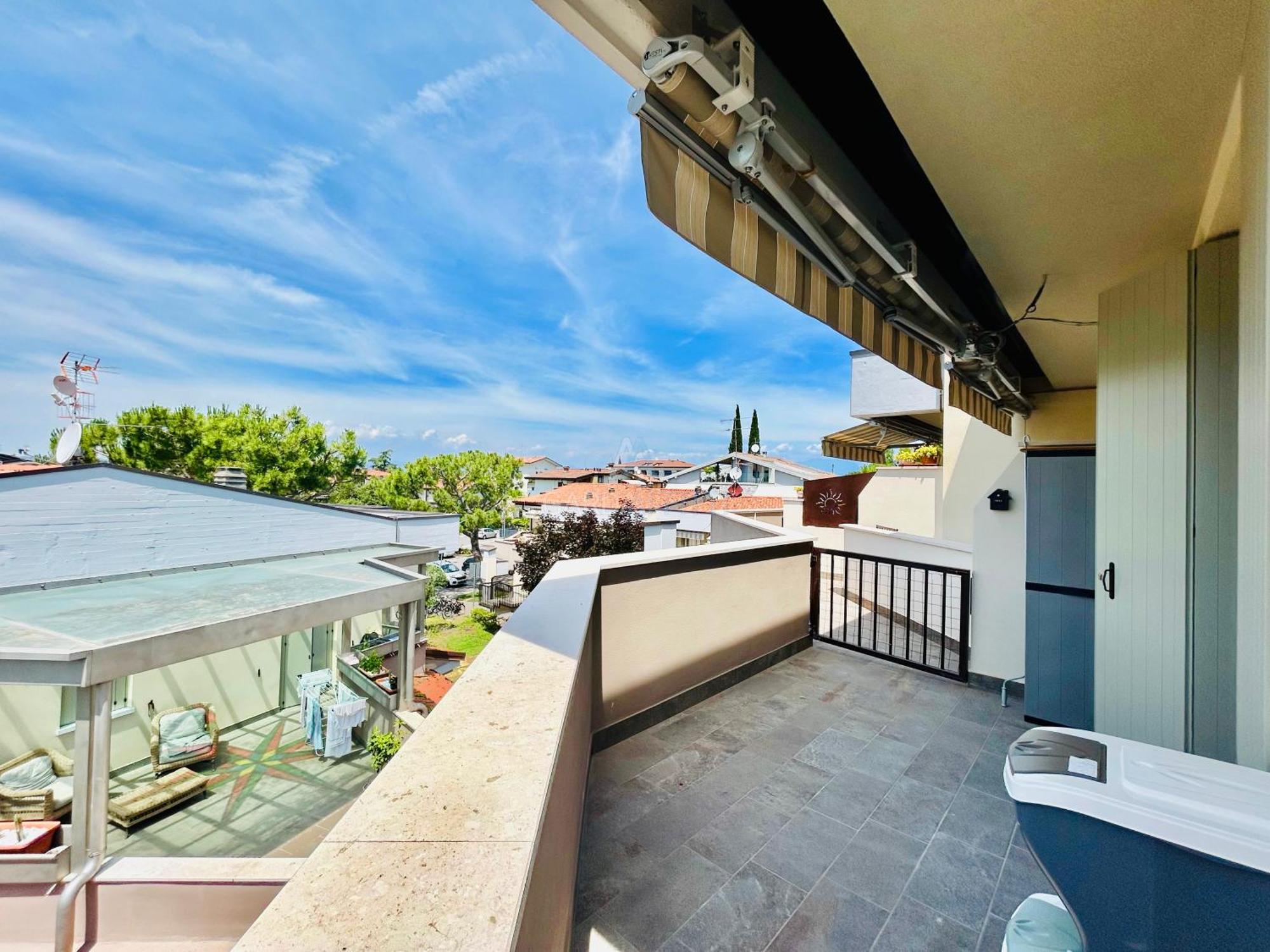 סירמיונה Ossidiana Apartment - Vista Lago - Centrico מראה חיצוני תמונה